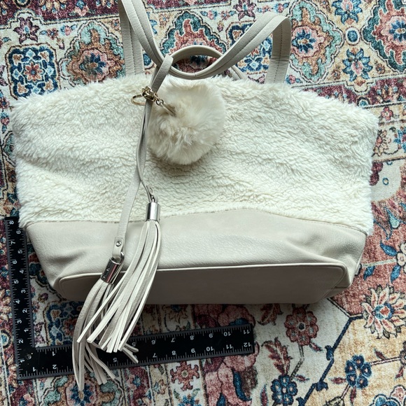 EUC Sondra Robert cream faux fur & leather shoulder tote bag - Picture 7 of 8